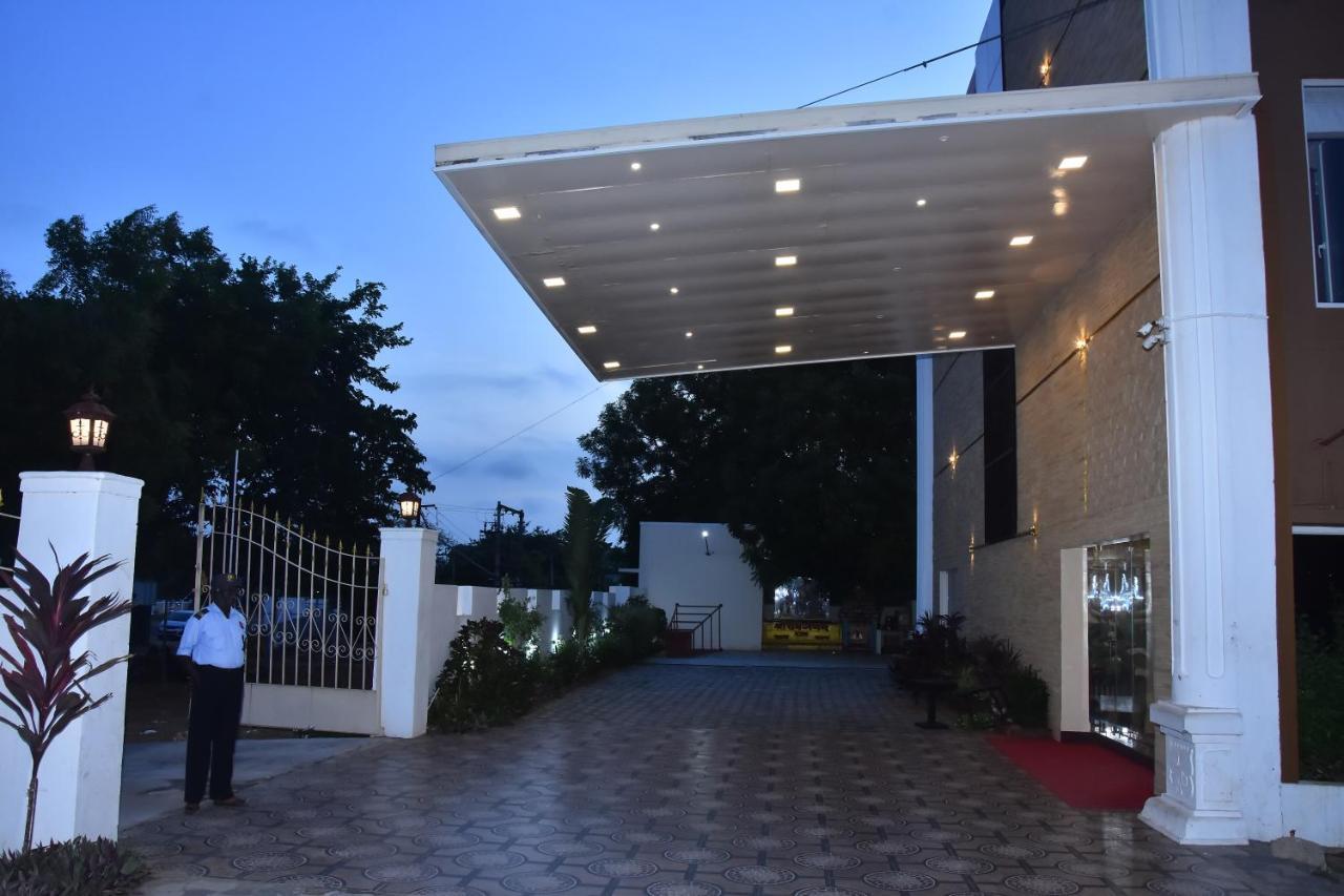 Hotel Justa Sarang Rāmeswaram Extérieur photo