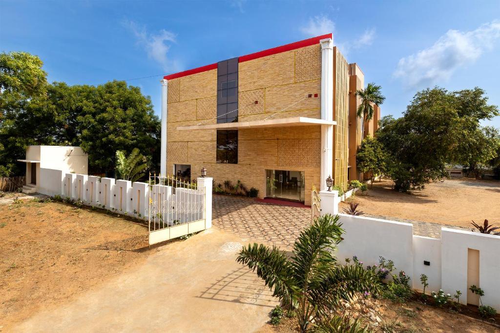 Hotel Justa Sarang Rāmeswaram Extérieur photo