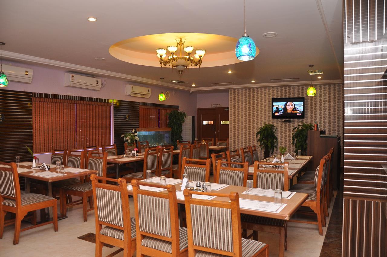 Hotel Justa Sarang Rāmeswaram Extérieur photo